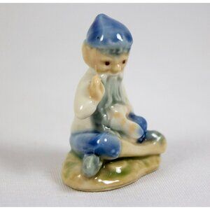 Vtg Wade Irish Porcelain Lucky Fairy Folk "The Tailor" Leprechaun Mini Figurine